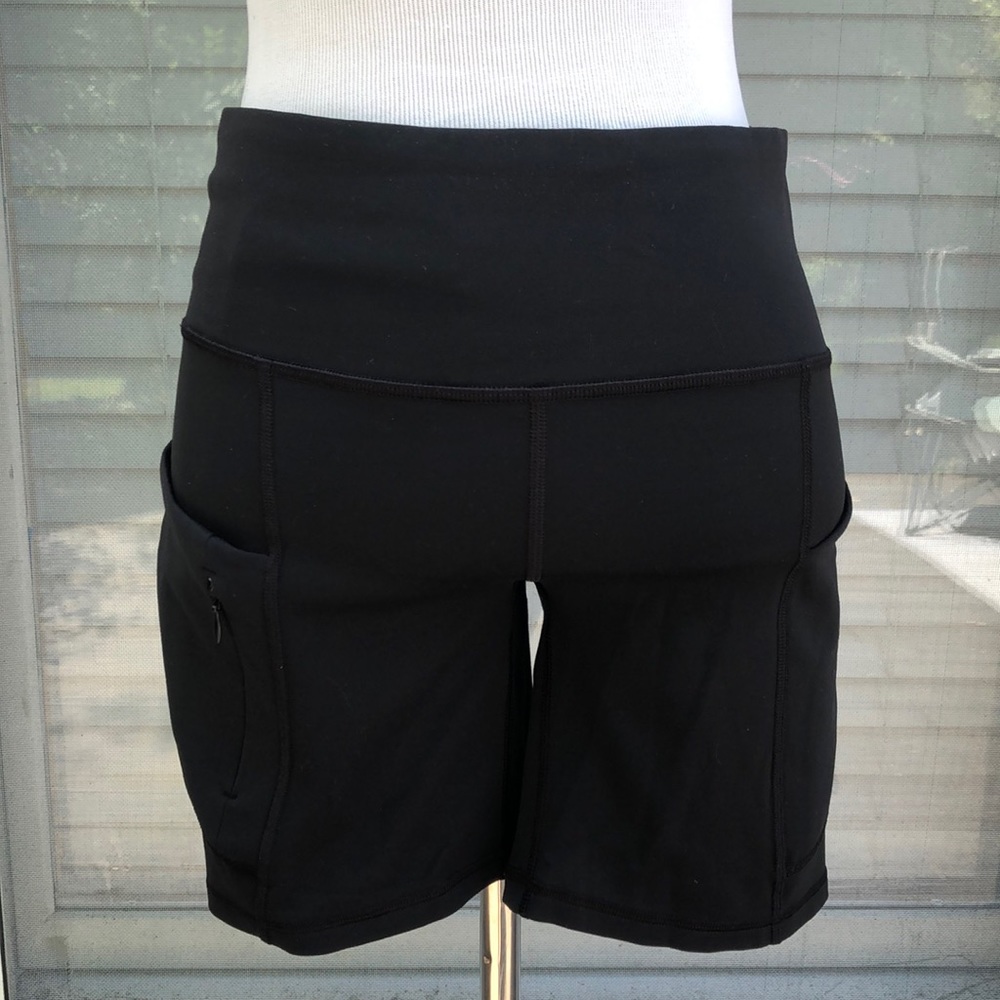 Athleta Black High Waisted Zipper Pocket Spandex Bike Shorts size Small